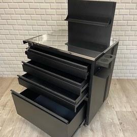 Стол станция с ящиками
